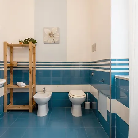 Alojamento de Acomodação e Pequeno-almoço Massimocentro 4*