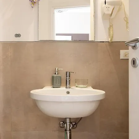 Massimocentro Bed & Breakfast 4*