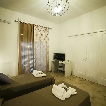 Alojamento de Acomodação e Pequeno-almoço Massimocentro Palermo