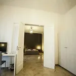 Bed & Breakfast Massimocentro 4*